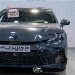 تۆیۆتا کامری